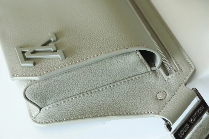 Takeoff Crossbody Bag “30*16*3CM” 095