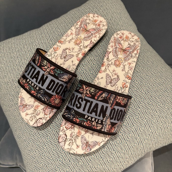 Dway SLIDES （Female）35-41=