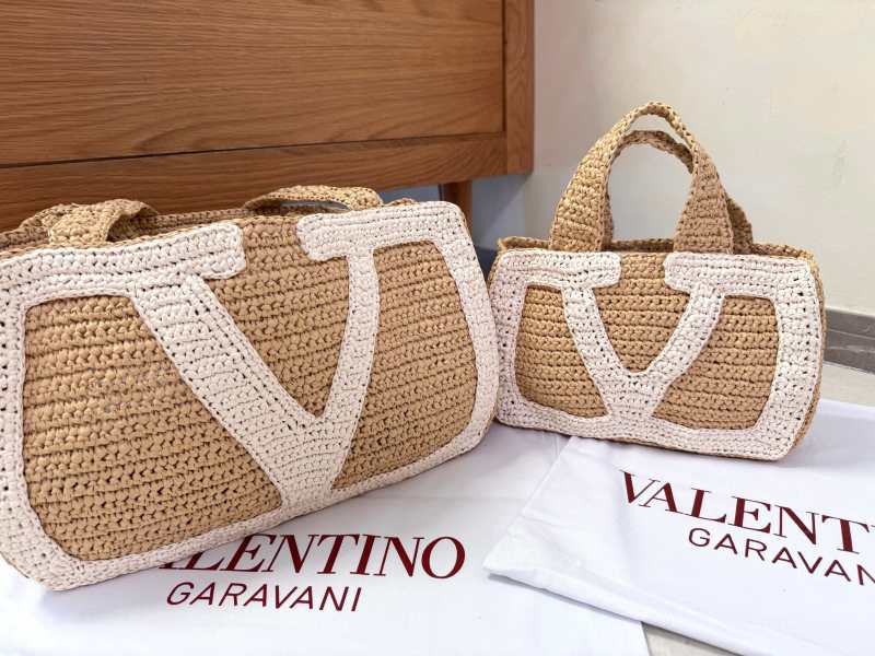 Viva Superstar Small Shopping Bag In Raffia“26*18*7CM”-026=