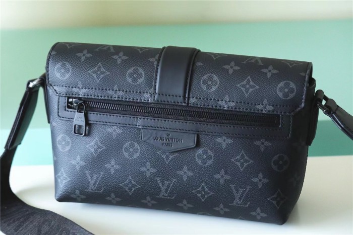 S Cape Messenger Crossbody Bag “28*16*10CM” 055