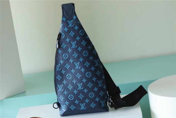 Duo Slingbag “42*20*6CM” 025