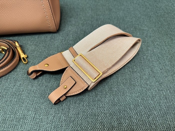 Alltime Handbag In Grainy Calfskin“19*17*14CM”-057=