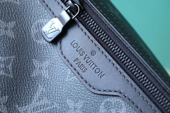 Voyage Crossbody Bag “33*22.5*11CM” 095