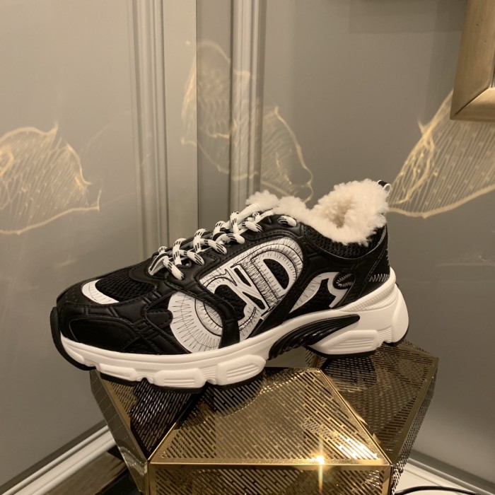 CHRONO SNEAKER (Female)35-41=