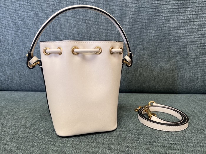 Vlogo Signature Bucket Bag“18*16*10CM”-056=