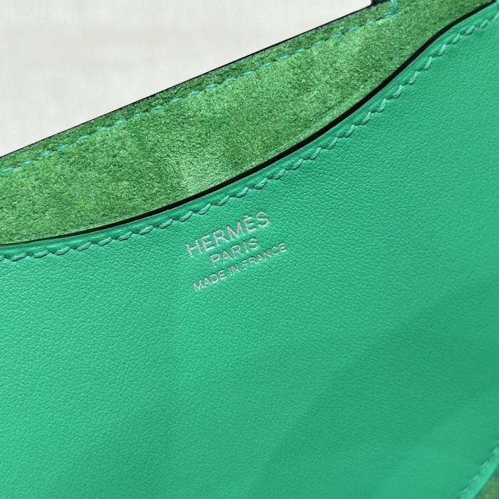 Hermes In-The-Loop 18 Clemence Leather“19.5*18*12CM”-0221=