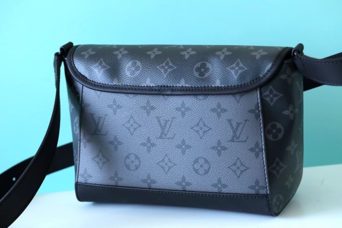 Pulse Crossbody Bag “26.6*17*11CM” 056