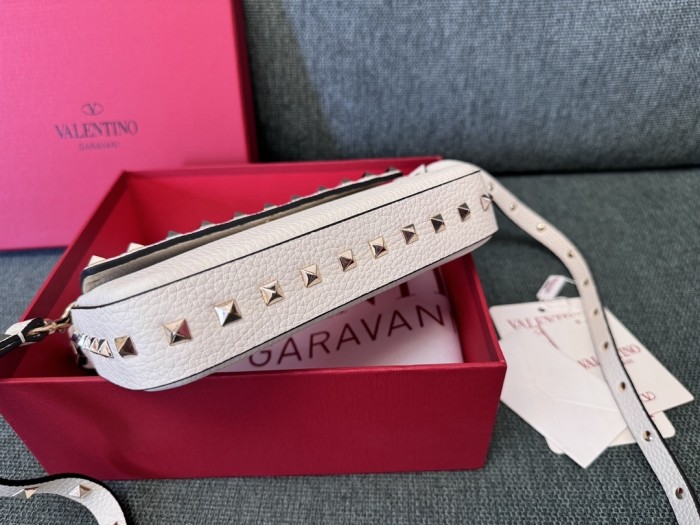 Rockstud Leather Mini Bag“19*13.5*3CM”-075=