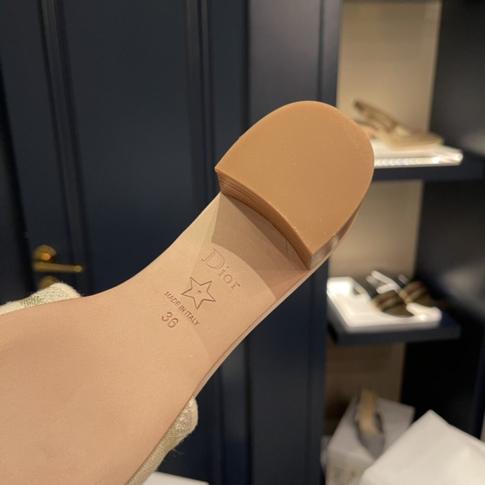 Dway SLIDES （Female）35-41=