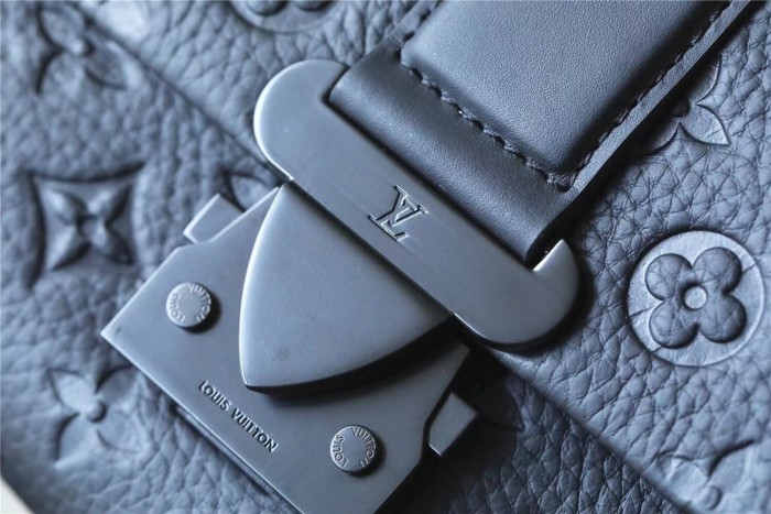 S Cape Messenger Crossbody Bag “28*16*10CM” 055