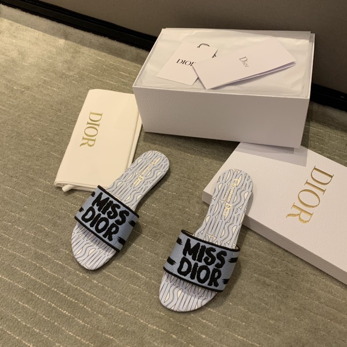 Dway SLIDES （Female）35-41=