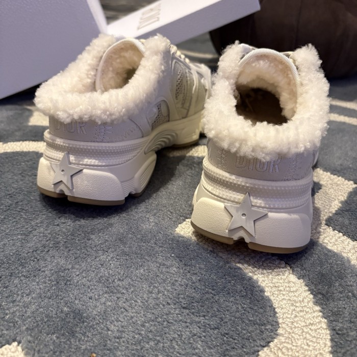 CHRONO SNEAKER (Female)35-41=