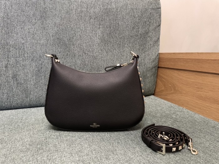 Rockstud Hobo Bag In Grainy Calfskin“50*40*20CM”-007=