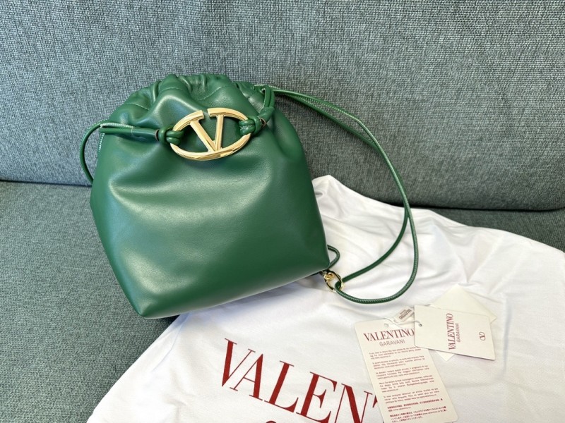 V Logo Drawstring Bag“23*19*14CM”-007=