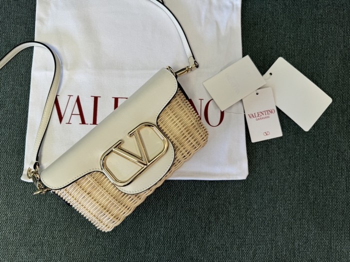 LOCò VLOGO Raffia Shoulder Bag“21.5*10*6CM”-036=