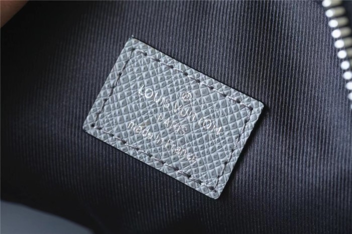 Avenue Crossbody Bag “31*20*7CM” 006