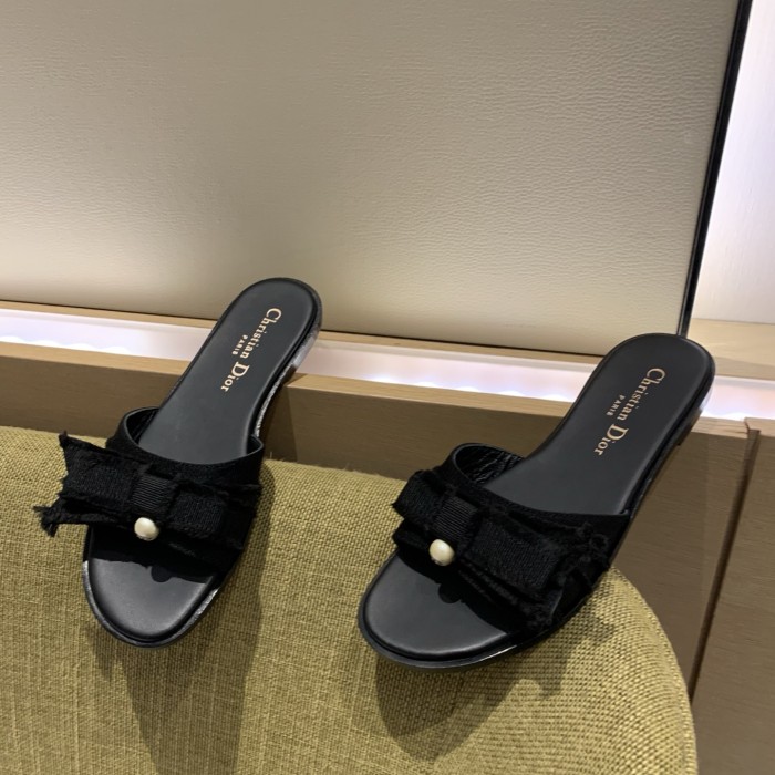 Adiorable SLIDES （Female）35-41=