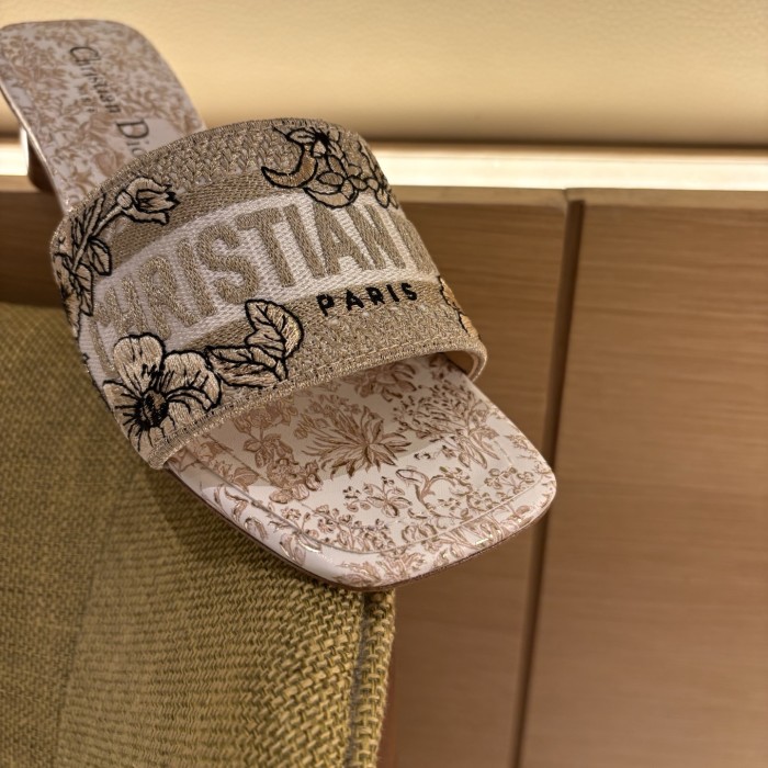 Dway SLIDES （Female）35-41=