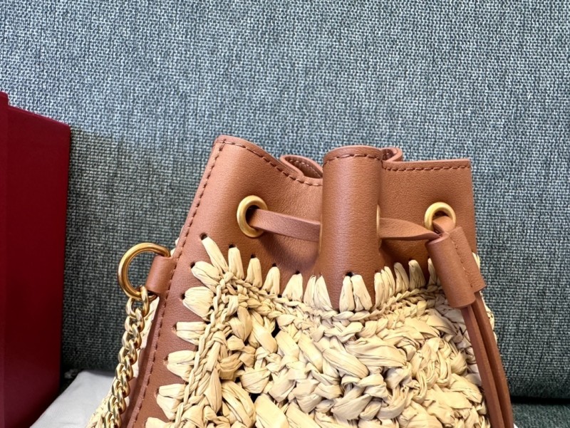 305USD Vlogo Raffia & LeatherBucket Bag“20*17*8CM”-037=