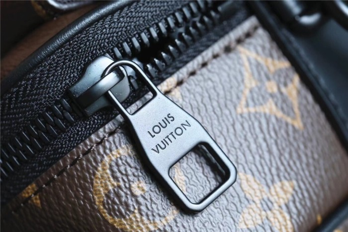 S-Lock Messenger Bag “22*18*8CM” 095