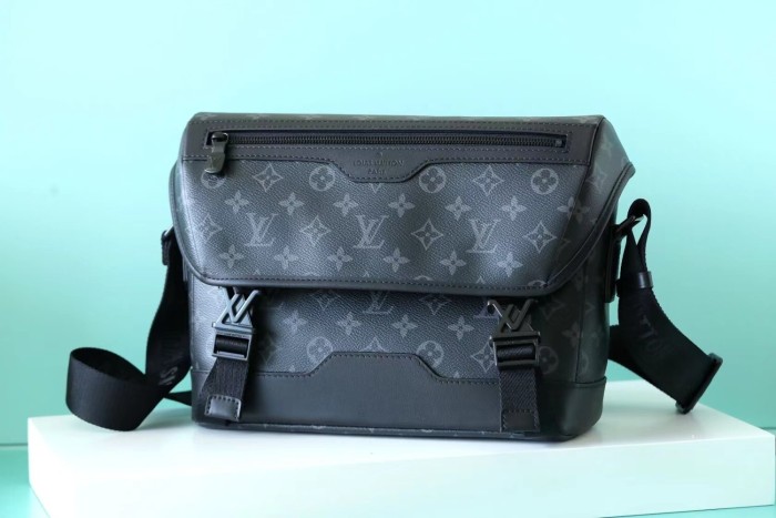 Voyage Crossbody Bag “33*22.5*11CM” 095