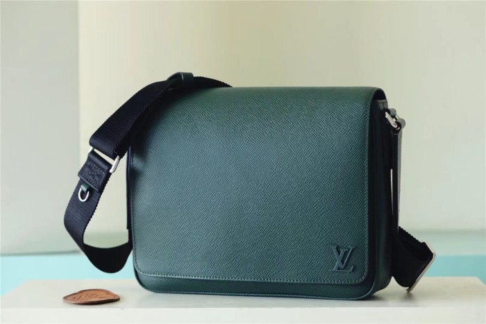 District Crossbody Bag “26*20*7CM” 085