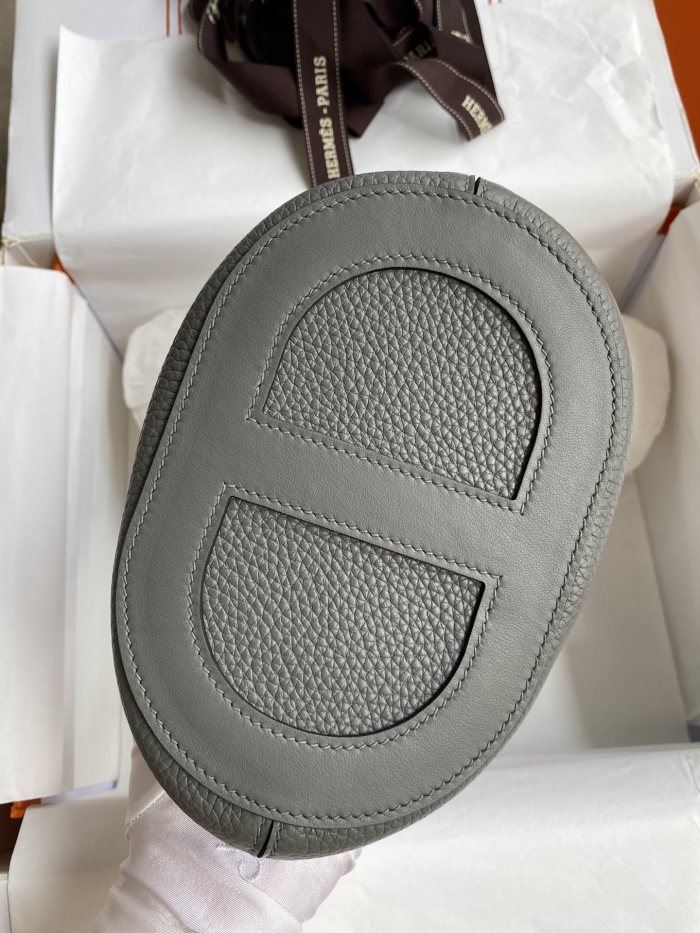 Hermes In-The-Loop 18 Clemence Leather“19.5*18*12CM”-0221=