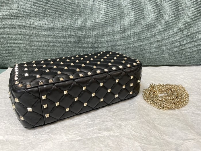 Rockstud Spike Shoulder Bag“24*16*6.5CM”-057=