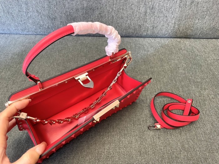 Rockstud Calfskin Handbag“28*14*8CM”-009=