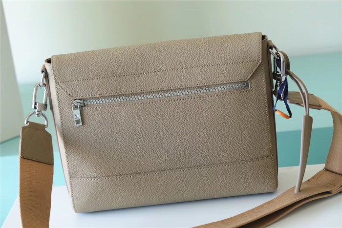 PM District Takeoff Messenger“26*20*17CM” 007