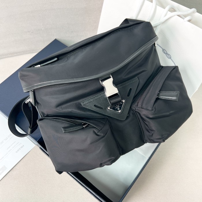 Re-Nylon and leather shoulder bag“29*23*15CM”-089=