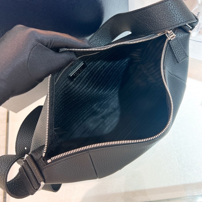 Debossed-Logo Shoulder Bag“26*23*11CM”-089=