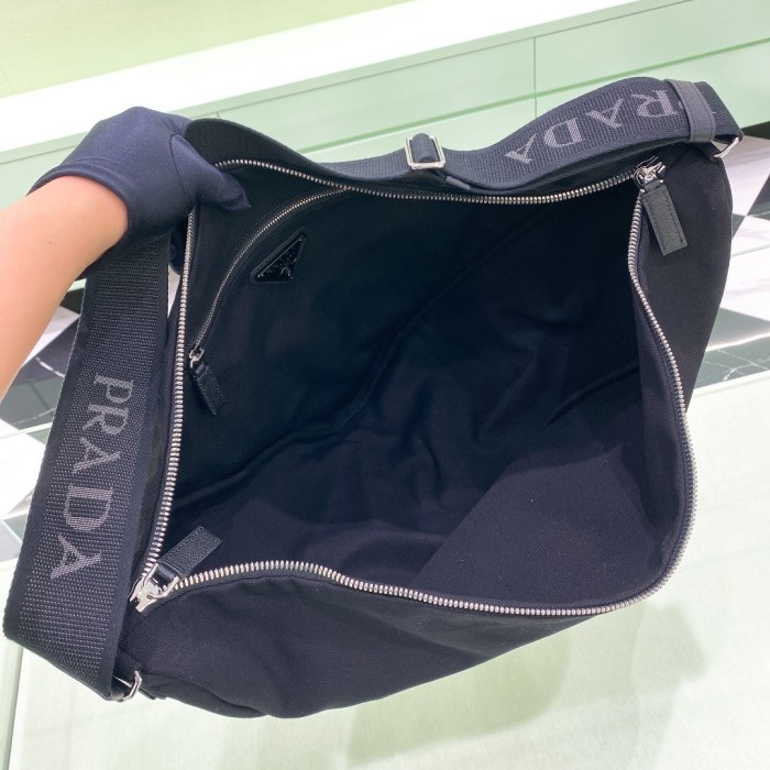 Re-Nylon Triangle Shoulder Bag“60*28CM”-088=