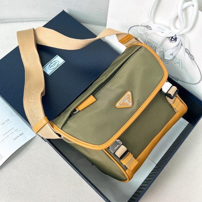 Re-Nylon And Saffiano Leather Shoulder Bag“25*18*10.5CM”-088=