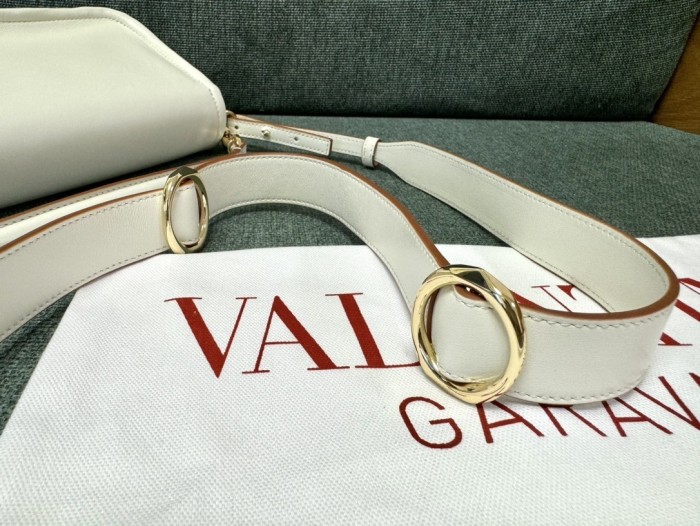 Vlogo 1960 Nappa Leather Shoulder Bag“26*13*9CM”-008=