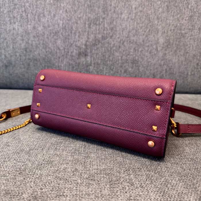 Vsling Small Handbag In Grainy Calfskin With Jewel Logo“22*16*9CM”-057=