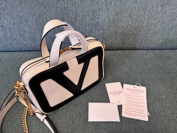 Viva Superstar Nappa Leather Handbag“23*16*8CM”-007=