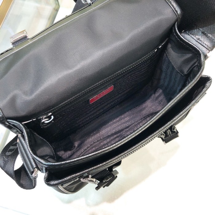 Re-nylon And Saffiano Leather Shoulder Bag“22*16*8.5CM”-087=