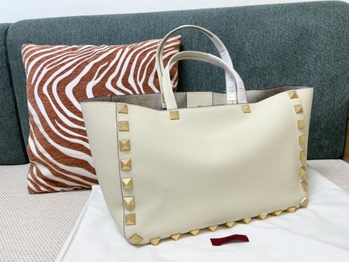 Roman Stud Grained-Leather Tote Bag“39.5*27*18CM”-008=