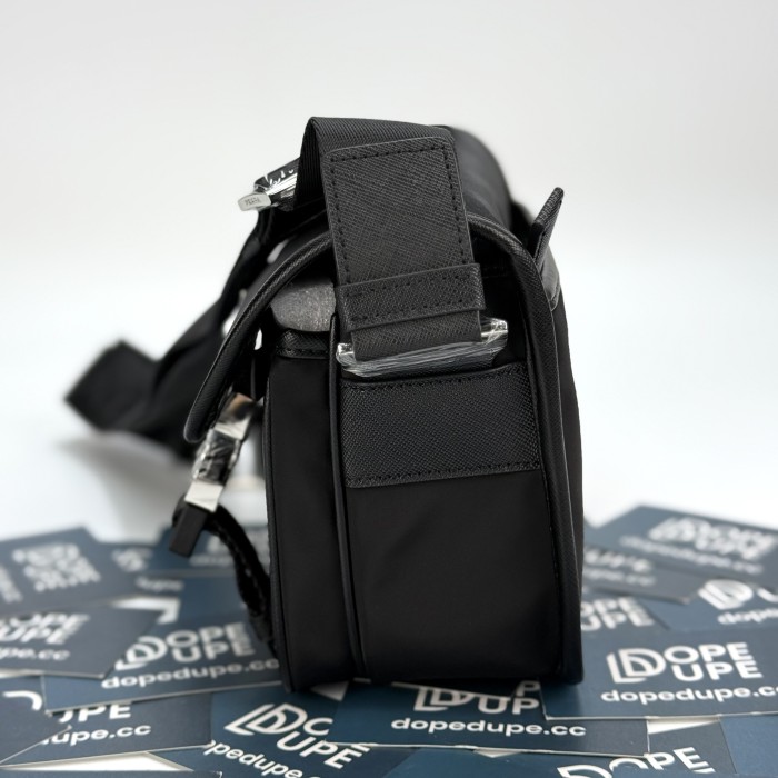 Re-nylon And Saffiano Leather Shoulder Bag“22*16*8.5CM”-087