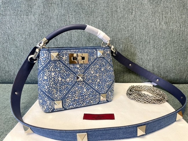 Roman Stud Embellished Denim Tote Bag“20*15*9CM”-028=