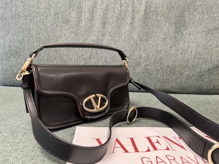 Vlogo 1960 Nappa Leather Shoulder Bag“26*13*9CM”-008=