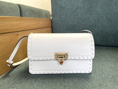 Rockstud23 Leather Shoulder Bag“23*13*9CM”-057=