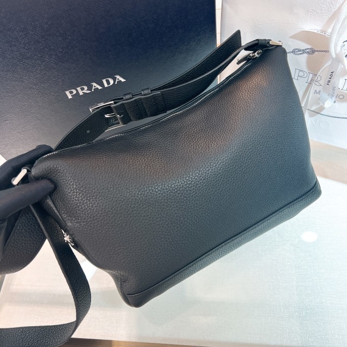 Debossed-Logo Shoulder Bag“26*23*11CM”-089=