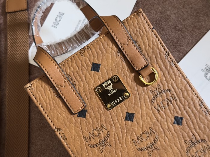 Aren Tote in Visetos Bag“17.5*13.5*4.8CM”-072=