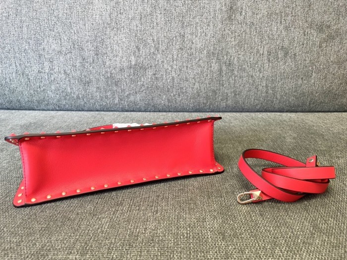 Rockstud Calfskin Handbag“28*14*8CM”-009=