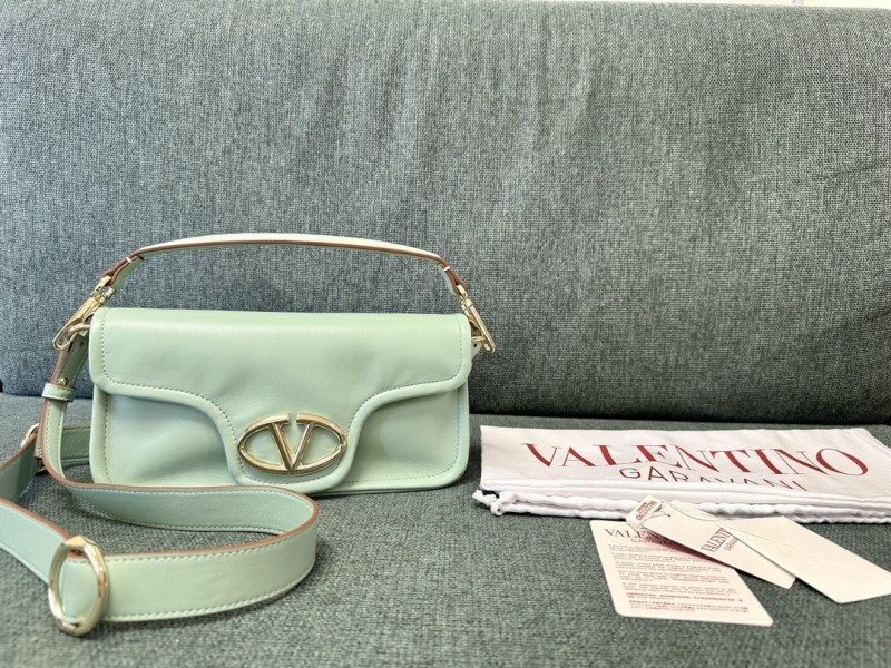 Vlogo 1960 Nappa Leather Shoulder Bag“26*13*9CM”-008=
