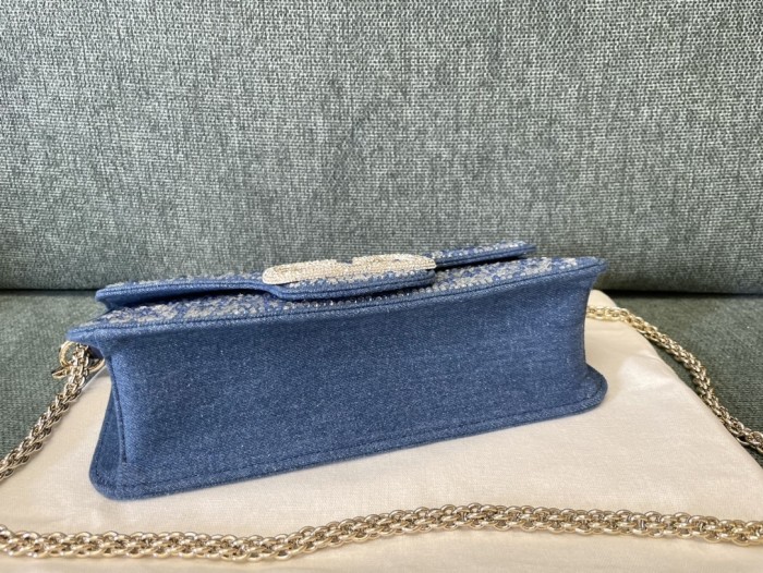 LOCò Small Embellished Denim Shoulder Bag“27*13*6CM”-028=