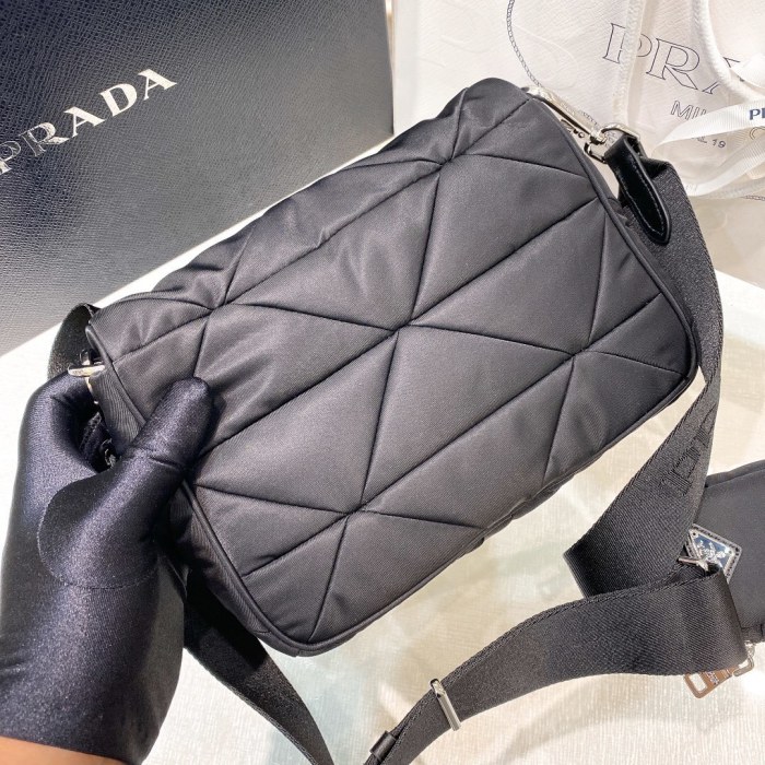 Padded Re-Nylon Shoulder Bag“20*14*7CM”-008=