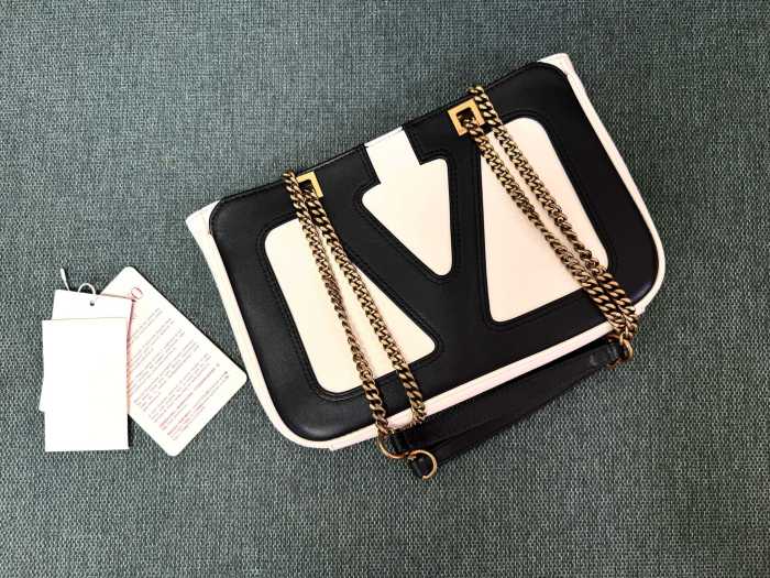 Viva Superstar Small Nappa Leather Shopping Bag“27*18*3CM”-057=